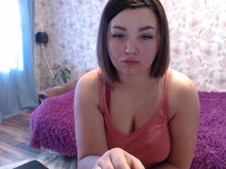 alyssasnow nude on webcam in her Live Sex Chat Room