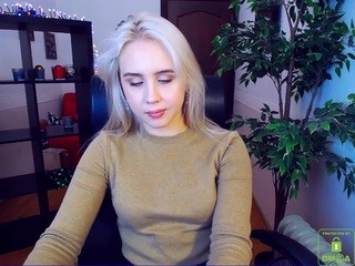 b1un-98293 nude on webcam in her Live Sex Chat Room