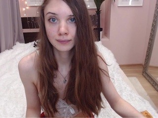 Bonnie nude on cam – Live Sex Chat