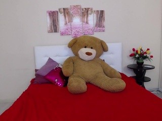 dioranared nude on webcam in her Live Sex Chat Room