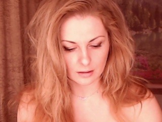Eleonores nude on webcam in her Live Sex Chat Room