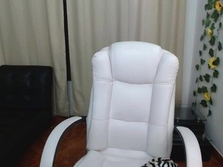 emmalinne nude on webcam in her Live Sex Chat Room