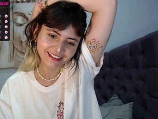 Eva , ? nude on cam – Live Sex Chat