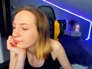 ?, ?Maria?? nude on webcam in her Live Sex Chat Room