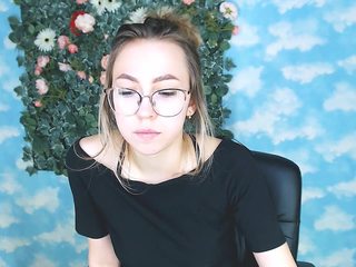 flafellysoft nude on webcam in her Live Sex Chat Room