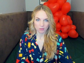 gloriabrut nude on webcam in her Live Sex Chat Room