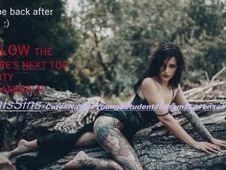 HorneBees nude on webcam in her Live Sex Chat Room