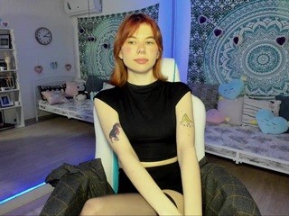 Imogen Hines nude on webcam in her Live Sex Chat Room