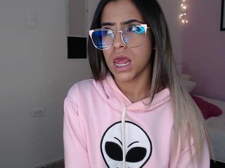 Isabella Baker nude on cam – Live Sex Chat