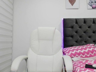 janinne-doll nude on webcam in her Live Sex Chat Room