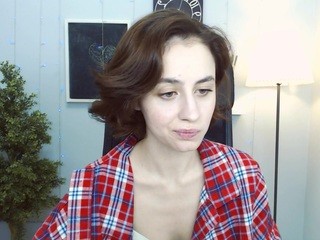 Kate nude on webcam in her Live Sex Chat Room