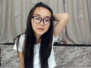 kimmieli nude on webcam in her Live Sex Chat Room