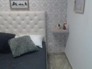 lara-hankk nude on webcam in her Live Sex Chat Room
