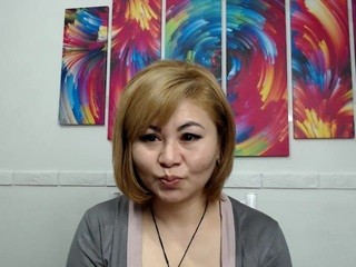 Lara nude on webcam in her Live Sex Chat Room