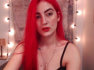 Lara Thangeryn nude on webcam in her Live Sex Chat Room