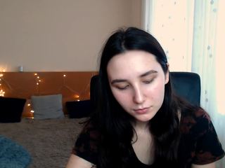 lizzie-knight nude on webcam in her Live Sex Chat Room
