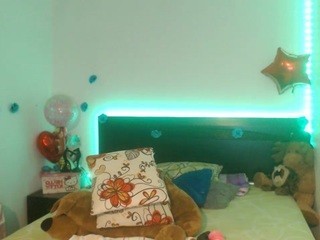 luxuryygf1 nude on webcam in her Live Sex Chat Room
