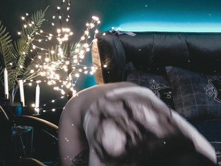 madiissonmoore nude on webcam in her Live Sex Chat Room