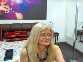 MatureCecy nude on cam – Live Sex Chat