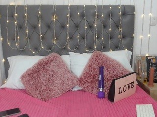 mia-y23 nude on cam – Live Sex Chat
