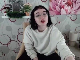 MollyShanon nude on webcam in her Live Sex Chat Room