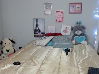 paameela nude on webcam in her Live Sex Chat Room