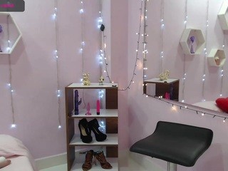 perla-rossmy nude on webcam in her Live Sex Chat Room