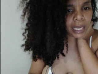 QueenMercury nude on webcam in her Live Sex Chat Room