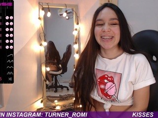 romina, ♥ nude on webcam in her Live Sex Chat Room