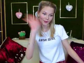 rousemills nude on webcam in her Live Sex Chat Room