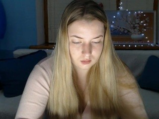 scarletskyy nude on webcam in her Live Sex Chat Room