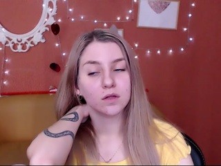 tiffanni nude on webcam in her Live Sex Chat Room