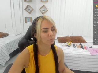 Trixie nude on webcam in her Live Sex Chat Room