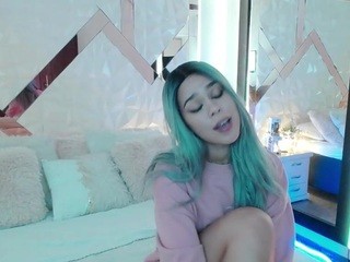 Vanessa nude on webcam in her Live Sex Chat Room