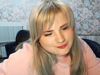 veronikareis nude on webcam in her Live Sex Chat Room