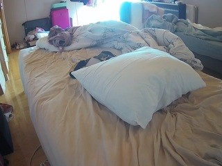 voyeurcam-julmodels-bed-2 nude on cam – Live Sex Chat
