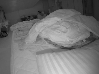 voyeurcam-julmodels-whitebed-4 nude on webcam in her Live Sex Chat Room