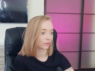 zlatovlaska nude on webcam in her Live Sex Chat Room
