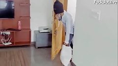 Delivery Boy Ne Bhabhi Ko Jabar Dasti Choda