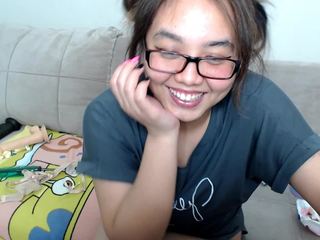 sakkkura nude on cam – Live Sex Chat