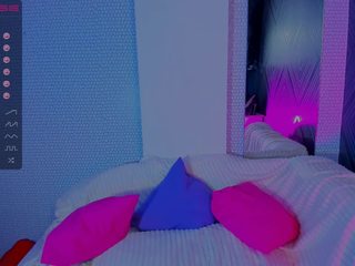 crystalgraal nude on cam – Live Sex Chat
