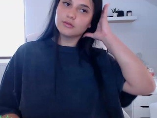 Kylie, ? nude on cam – Live Sex Chat