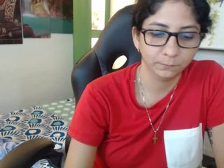 lizzy-bennet nude on cam – Live Sex Chat