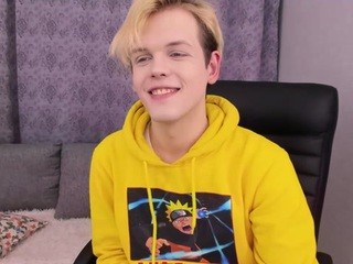 RyanToyBoy nude on cam – Live Sex Chat