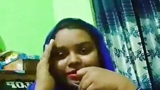 Desi Bhabi kapor khola sex kora dakassa iss ki sex