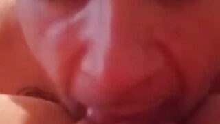 Eating that pussy right