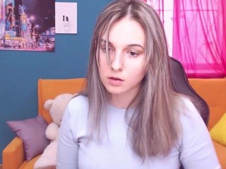 LauraFlowers nude on cam – Live Sex Chat