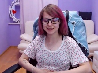 LittleBirdie nude on cam – Live Sex Chat