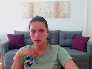 PhyllisJones nude on cam – Live Sex Chat