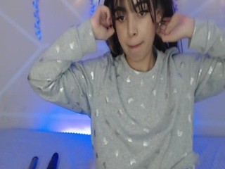 bellahadidk nude on cam – Live Sex Chat
